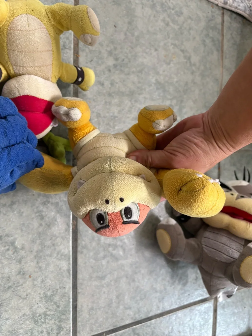 7xSuper Mario Bros Koopalings plushies preloved